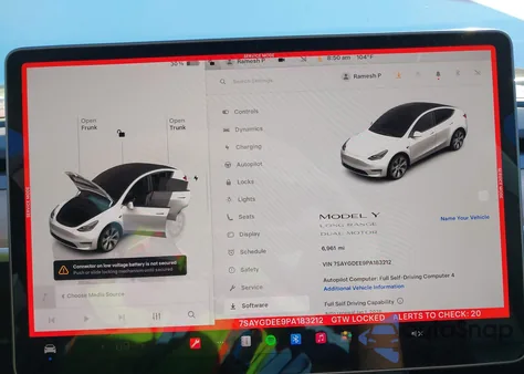 2023 Tesla Model Y Awd/Long Range Dual Motor All-Wheel Drive z USA, uszkodzony, nr VIN 7SAYGDEE9PA183212